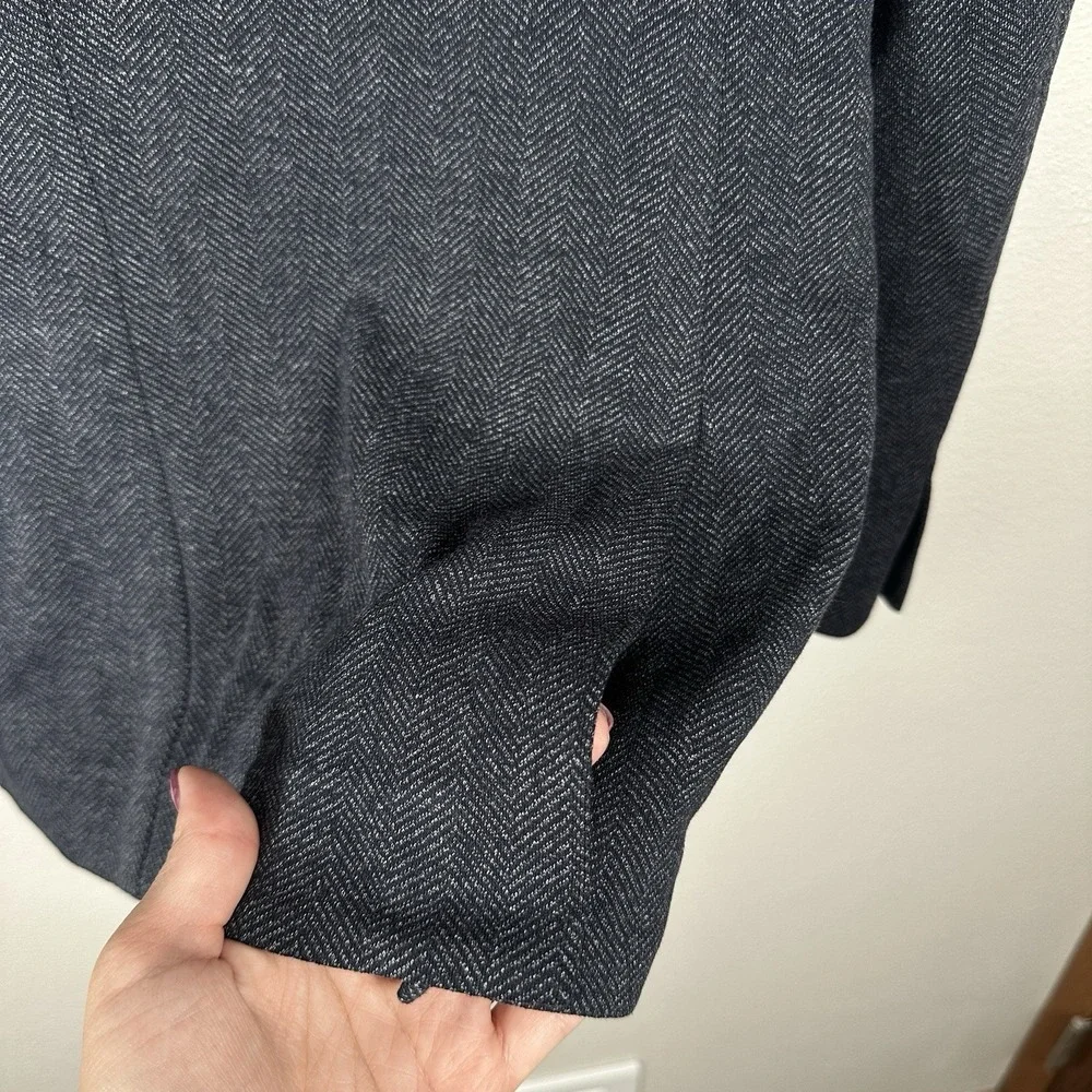 7 Diamonds Benjamin Comfort Stretch Blazer Sz Large Blue Herringbone Sport Coat